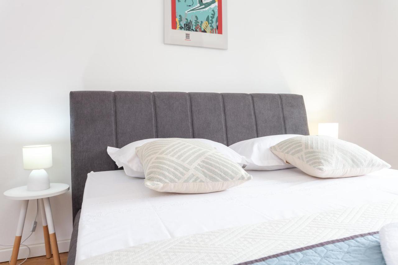 Apartment Mikula Makarska Luaran gambar