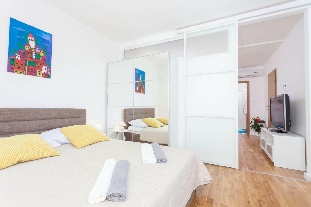Apartment Mikula Makarska Luaran gambar