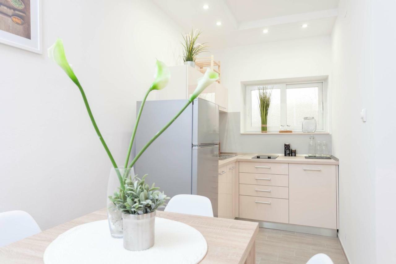 Apartment Mikula Makarska Luaran gambar