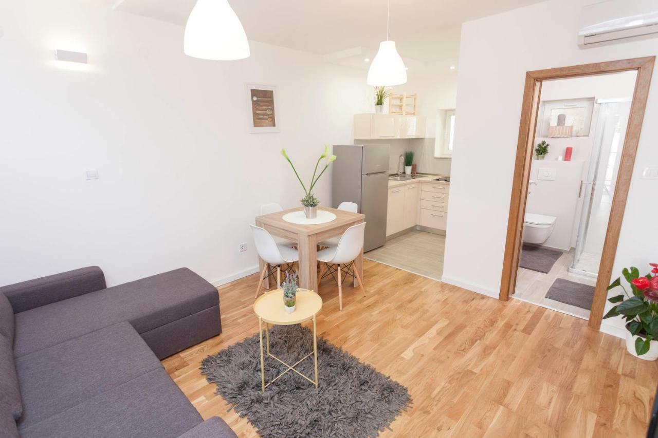 Apartment Mikula Makarska Luaran gambar