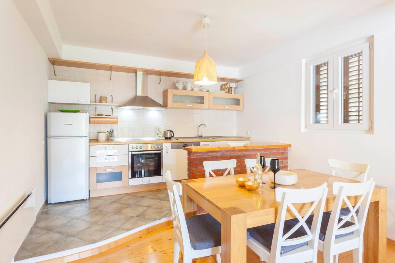Apartment Mikula Makarska Luaran gambar
